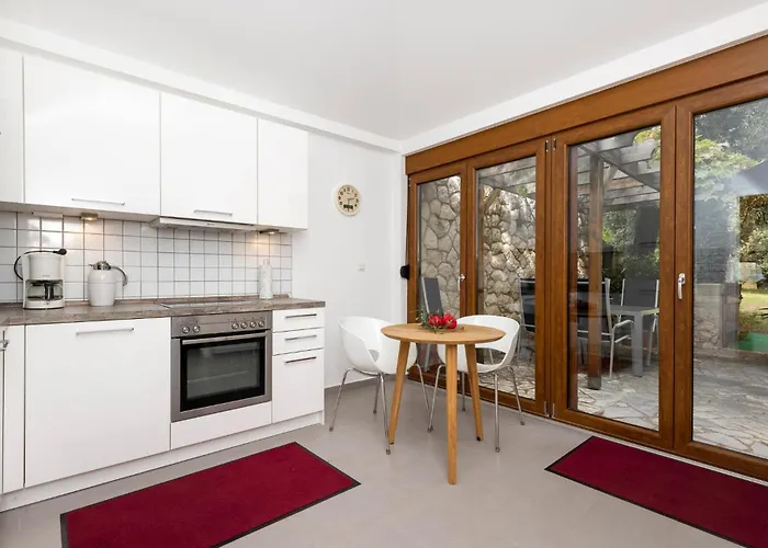 1 Bedroom In *